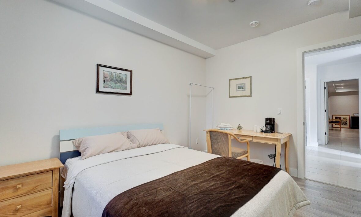 Downtown Alternative Girl’s room