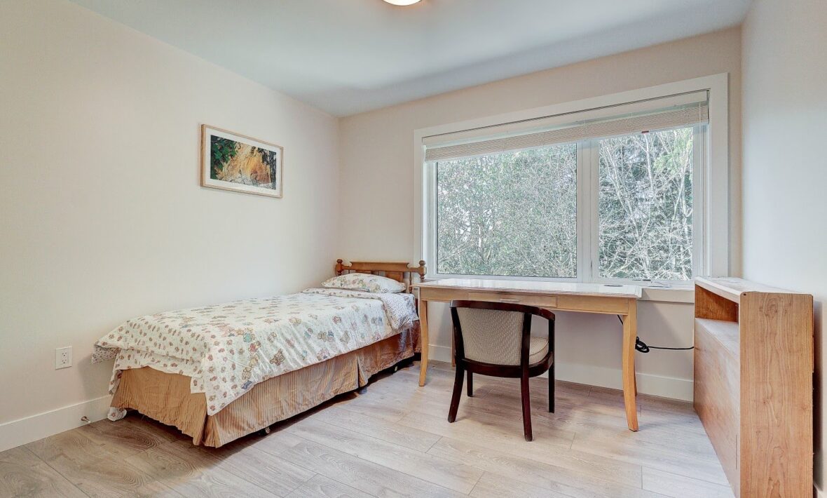 Private Girl’s Room