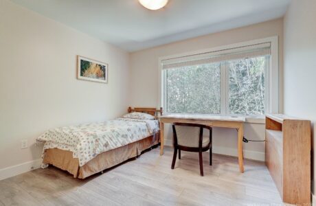 Private Girl’s Room